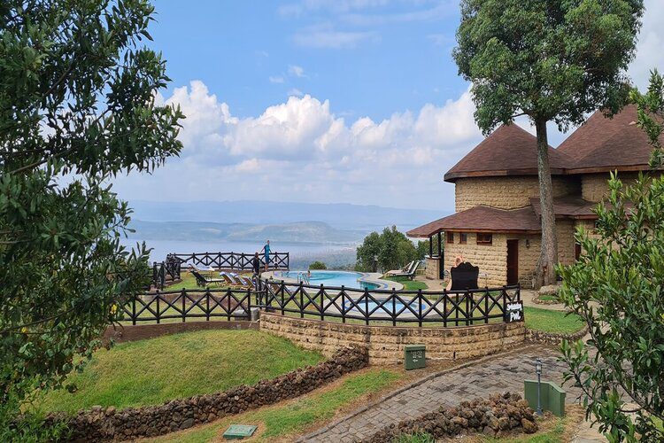 lake-nakuru-sopa-lodge (1) lake-nakuru-sopa-lodge